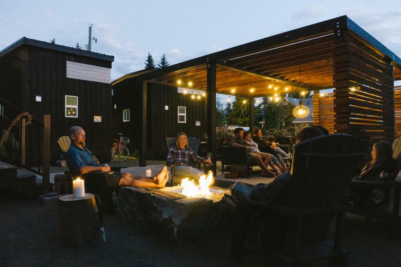 Tiny Homes By Snow Valley Lodging Fernie Kültér fotó